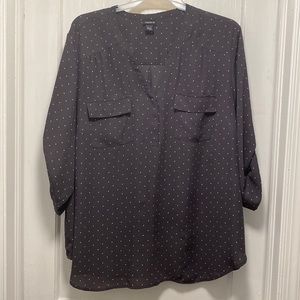 4x Torrid Harper gray and white blouse